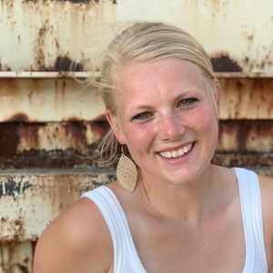 Meet your Posher, Megan